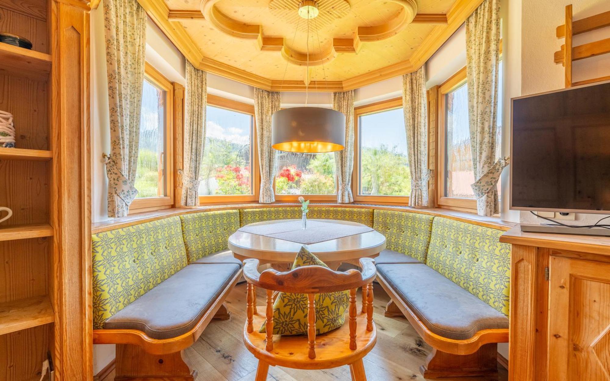 Gaestehaus Hagen Reit im Winkl Bagian luar foto